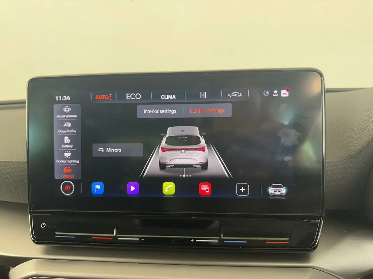 2021-seat-leon-14-e-hybrid-fr-hatchback-big-40