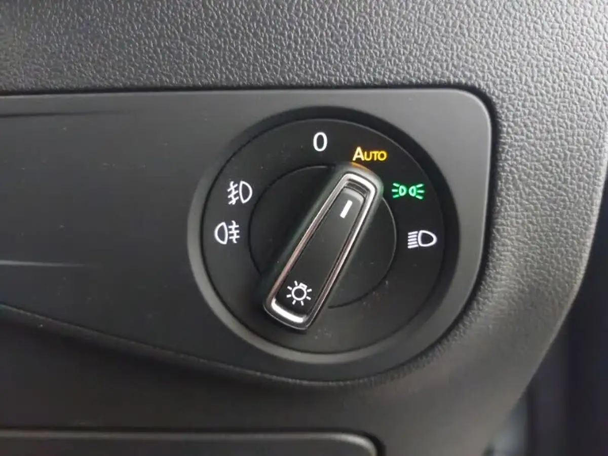 2019-volkswagen-tiguan-allspace-20tdi-match-150ps-dsg-big-13