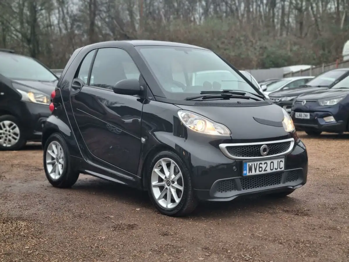 2012-smart-fortwo-10-passion-71bhp-coupe-softouch-big-6