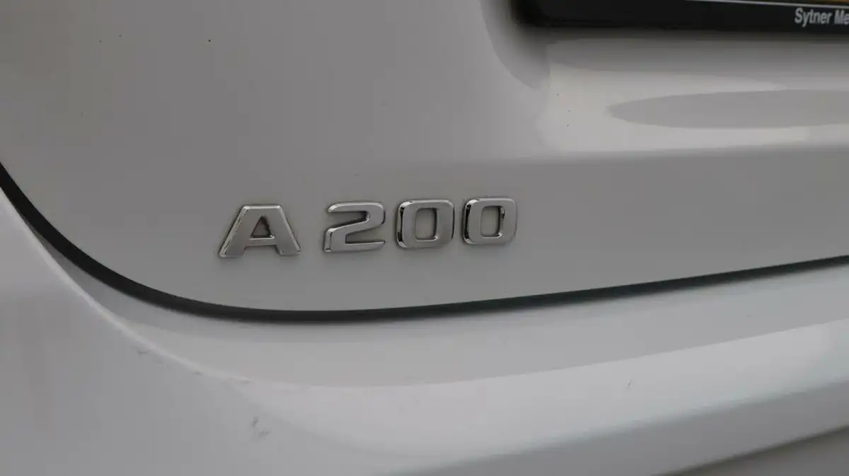 2019-mercedes-benz-a-class-13-a200-amg-line-hatchback-5d-7g-dct-big-19