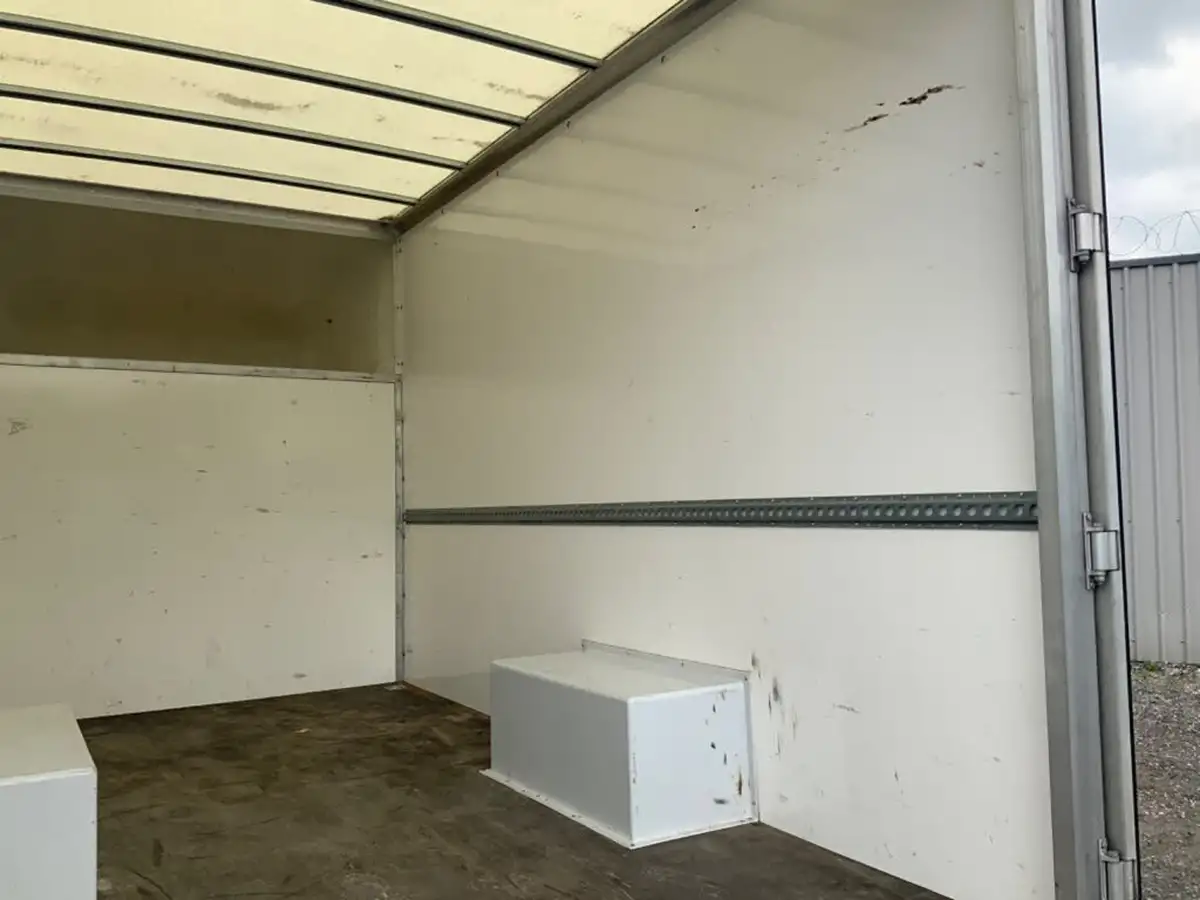 2023-peugeot-boxer-22-bluehdi-s-335-l3-chassis-cab-big-12
