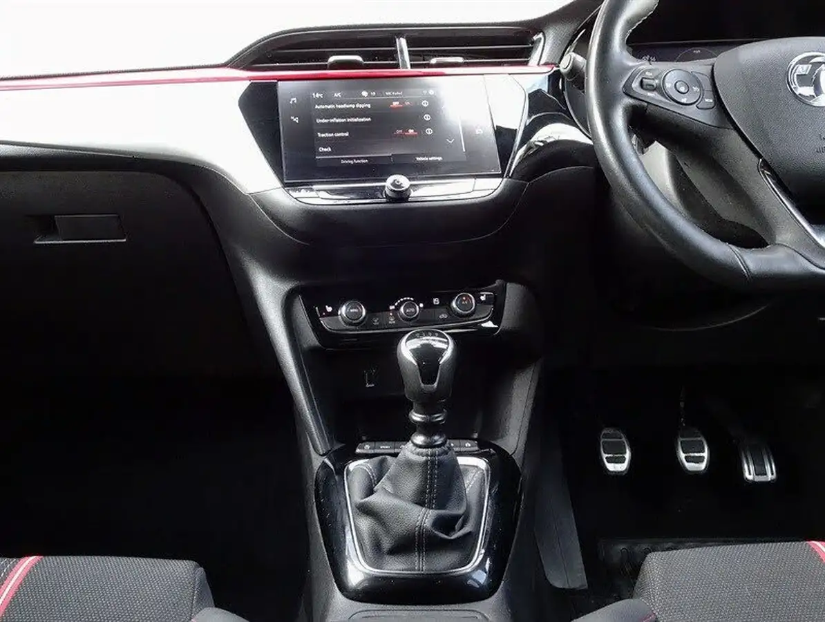 2022-vauxhall-corsa-12-turbo-sri-edition-100ps-big-13