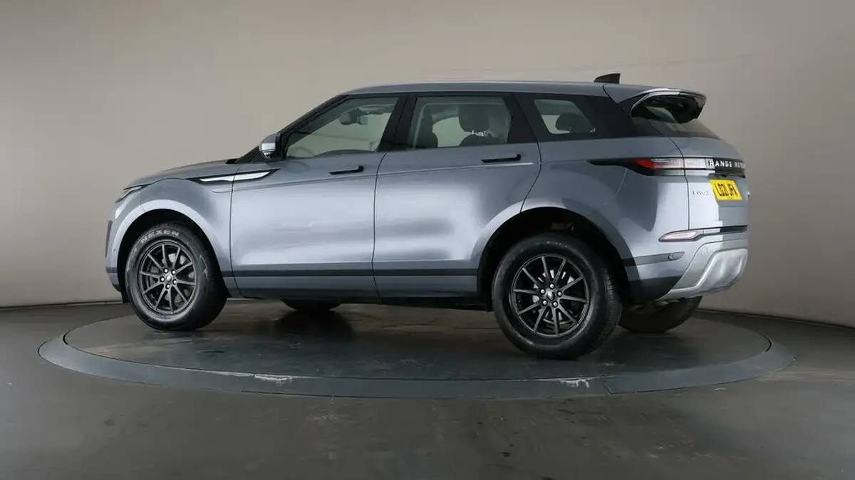 2021-land-rover-range-rover-evoque-20-d165-big-67