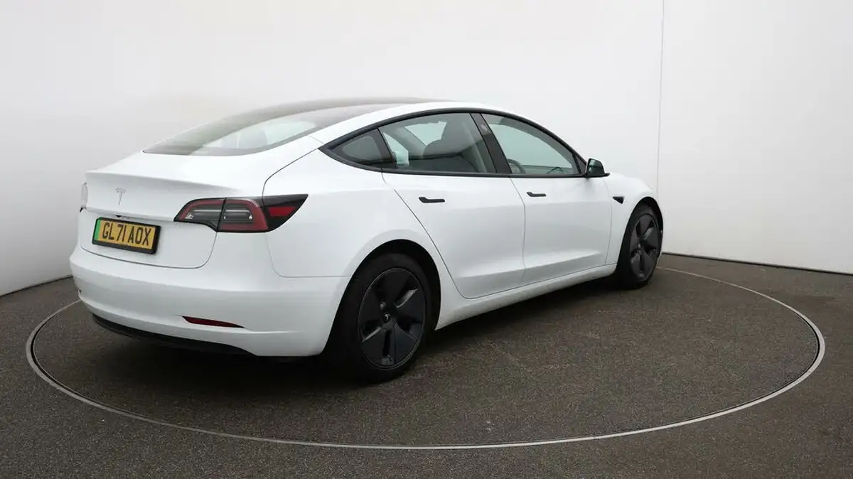 2021-tesla-model-3-e-standard-plus-big-45