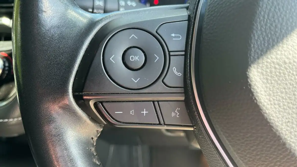 2021-suzuki-swace-18-sz-t-big-25