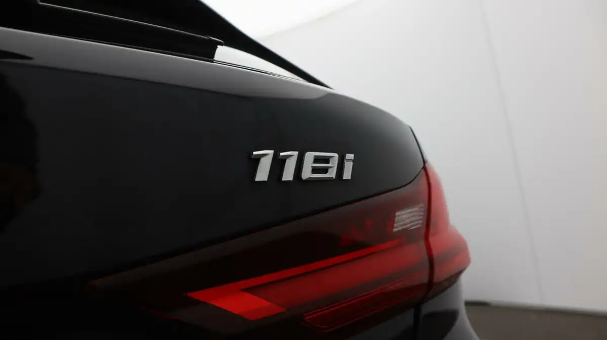 2022-bmw-1-series-15-118i-m-sport-lcp-big-22