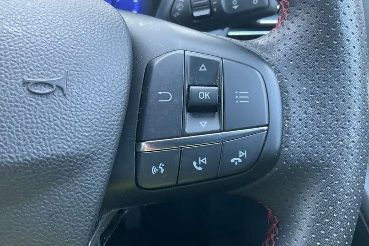 2022-ford-focus-big-32