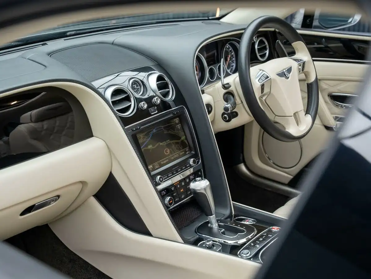 2016-bentley-flying-spur-60-big-40