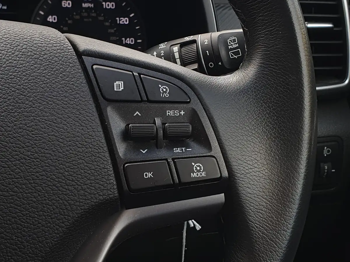 2020-hyundai-tucson-16-gdi-se-nav-big-25