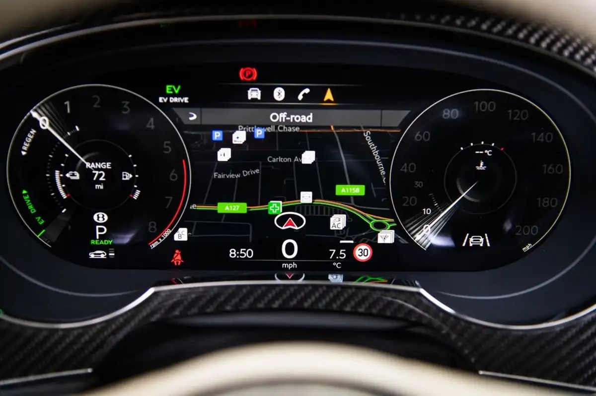 2023-bentley-bentayga-30-hybrid-big-30