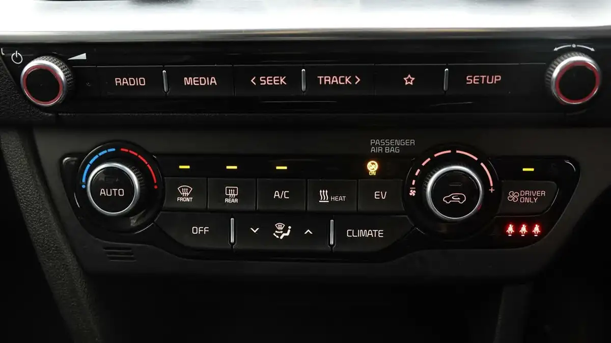 2022-kia-e-niro-ev-2-64-big-11