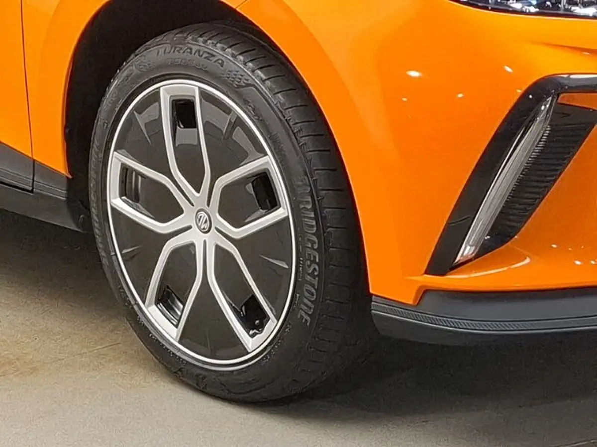 2023-mg-mg4-e-trophy-ev-245ps-extended-big-8