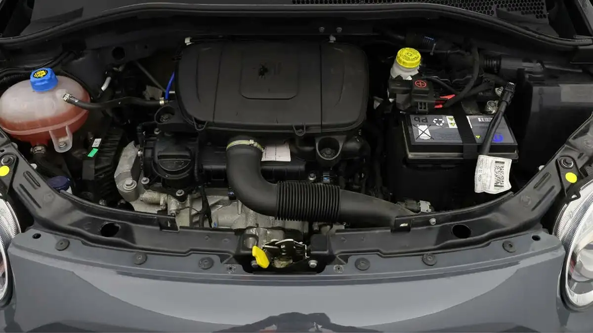 2021-fiat-500-10-lounge-big-18
