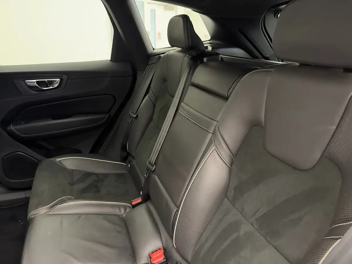 2019-volvo-xc60-20-t5-r-design-awd-big-14
