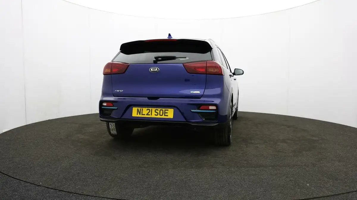 2021-kia-e-niro-ev-3-big-67