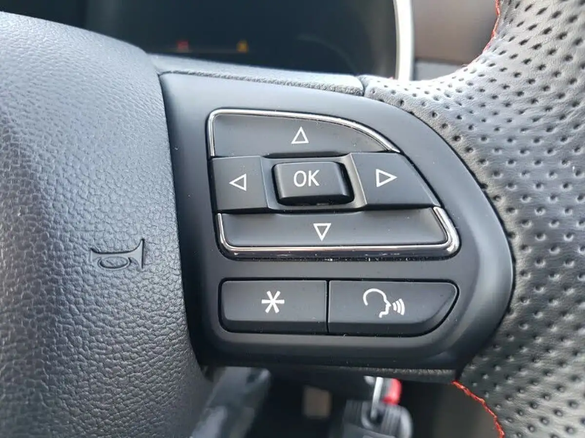2024-mg-zs-suv-15-vti-tech-exclusive-big-14