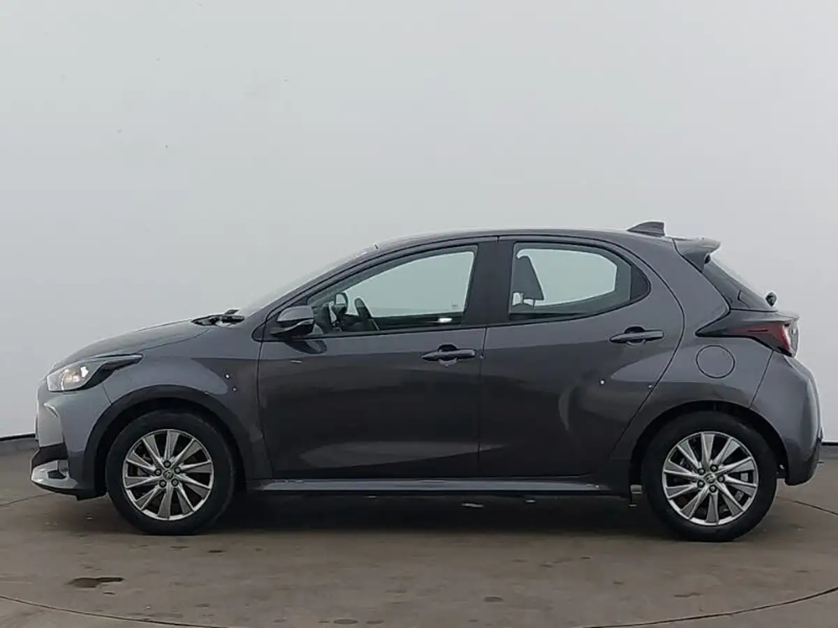 2022-toyota-yaris-15-vvt-i-icon-big-3