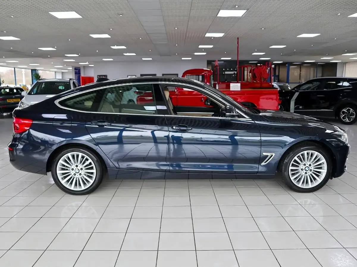 2017-bmw-3-series-20td-320d-xdrive-luxury-gt-big-5