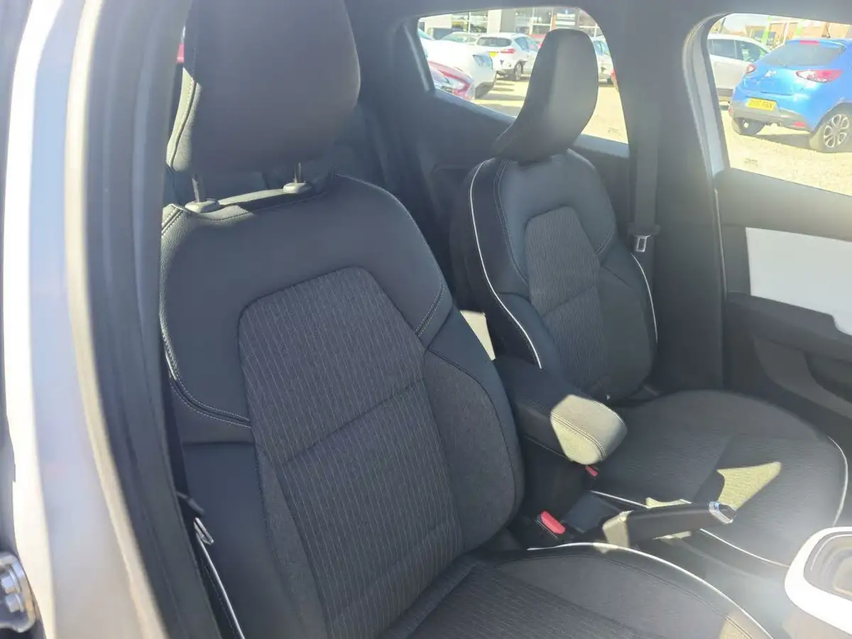 2022-renault-clio-10-tce-se-edition-big-26