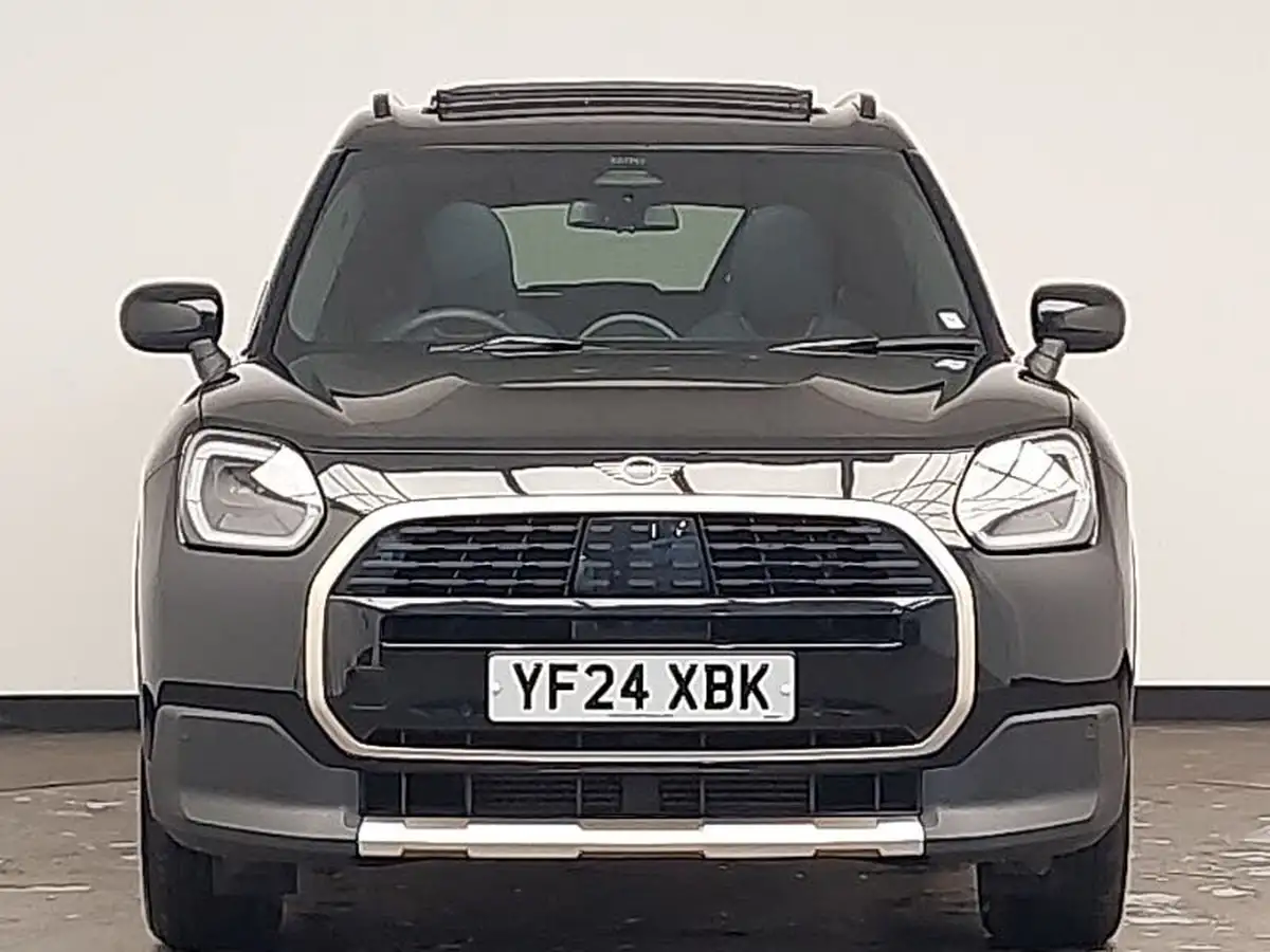 2024-mini-countryman-15-cooper-c-exclusive-big-15
