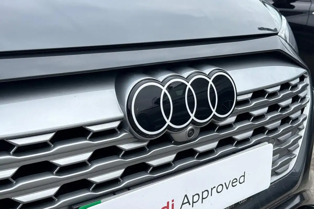 2023-audi-q8-e-tron-55e-sport-suv-big-29