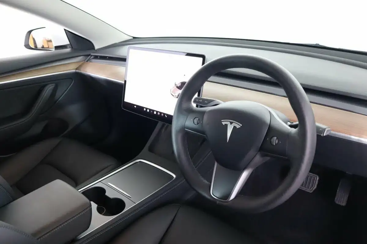 2021-tesla-model-3-e-long-range-4x4-big-51