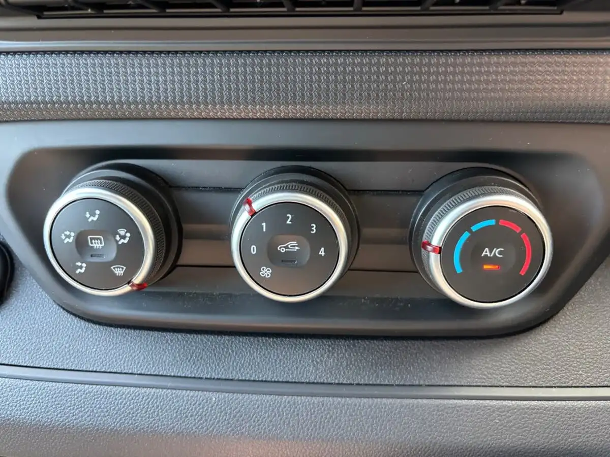 2024-renault-trafic-20dci-ll30-130-advance-panel-big-23