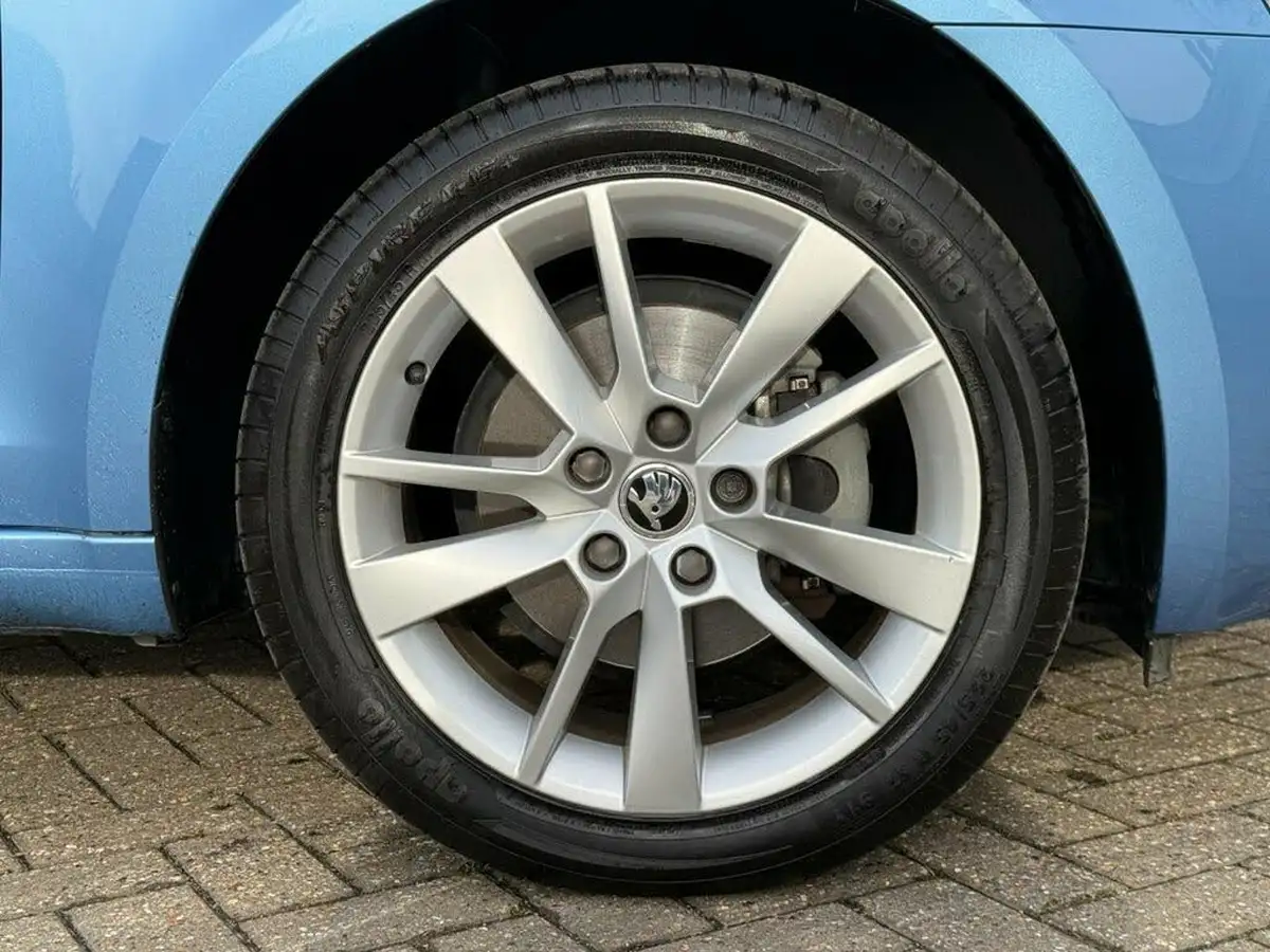 2019-skoda-octavia-15-tsi-se-l-hatchback-dsg-big-38