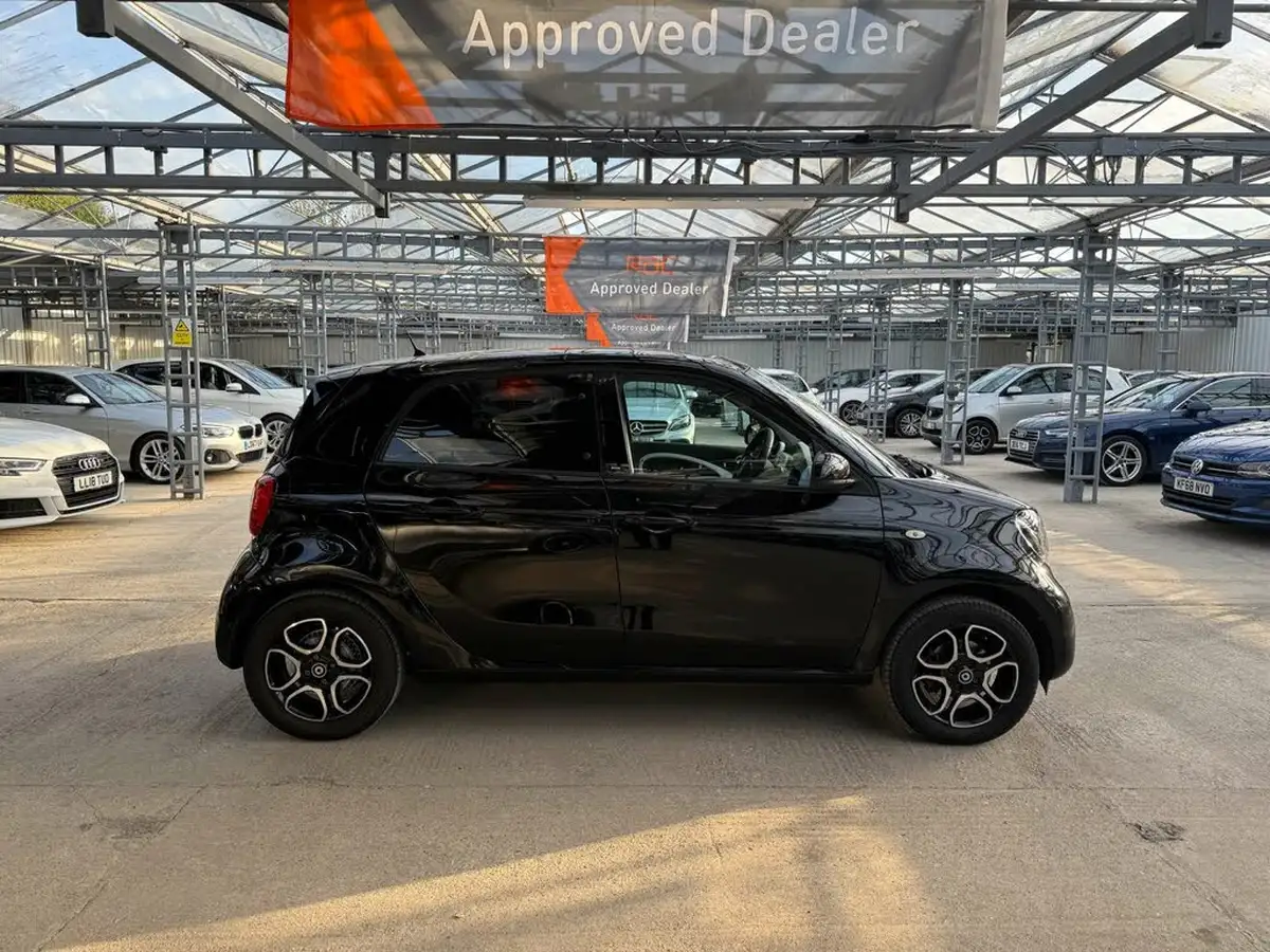 2015-smart-forfour-09-prime-premiumss-big-4