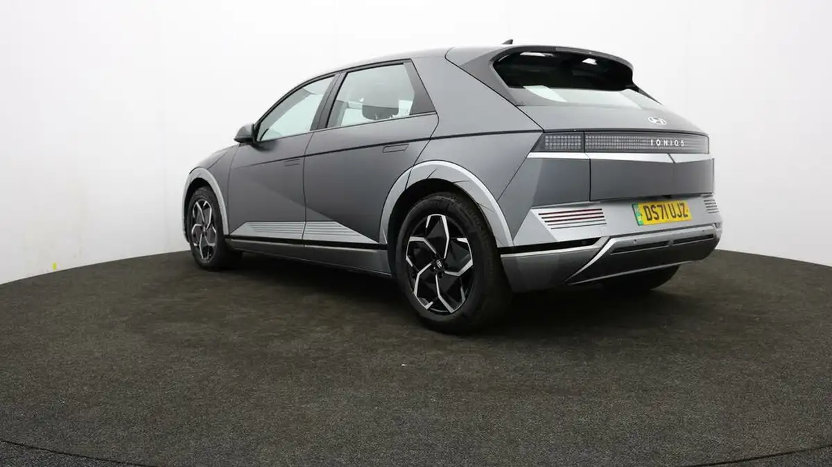 2022-hyundai-ioniq-5-e-premium-217ps-73kwh-rwd-big-69