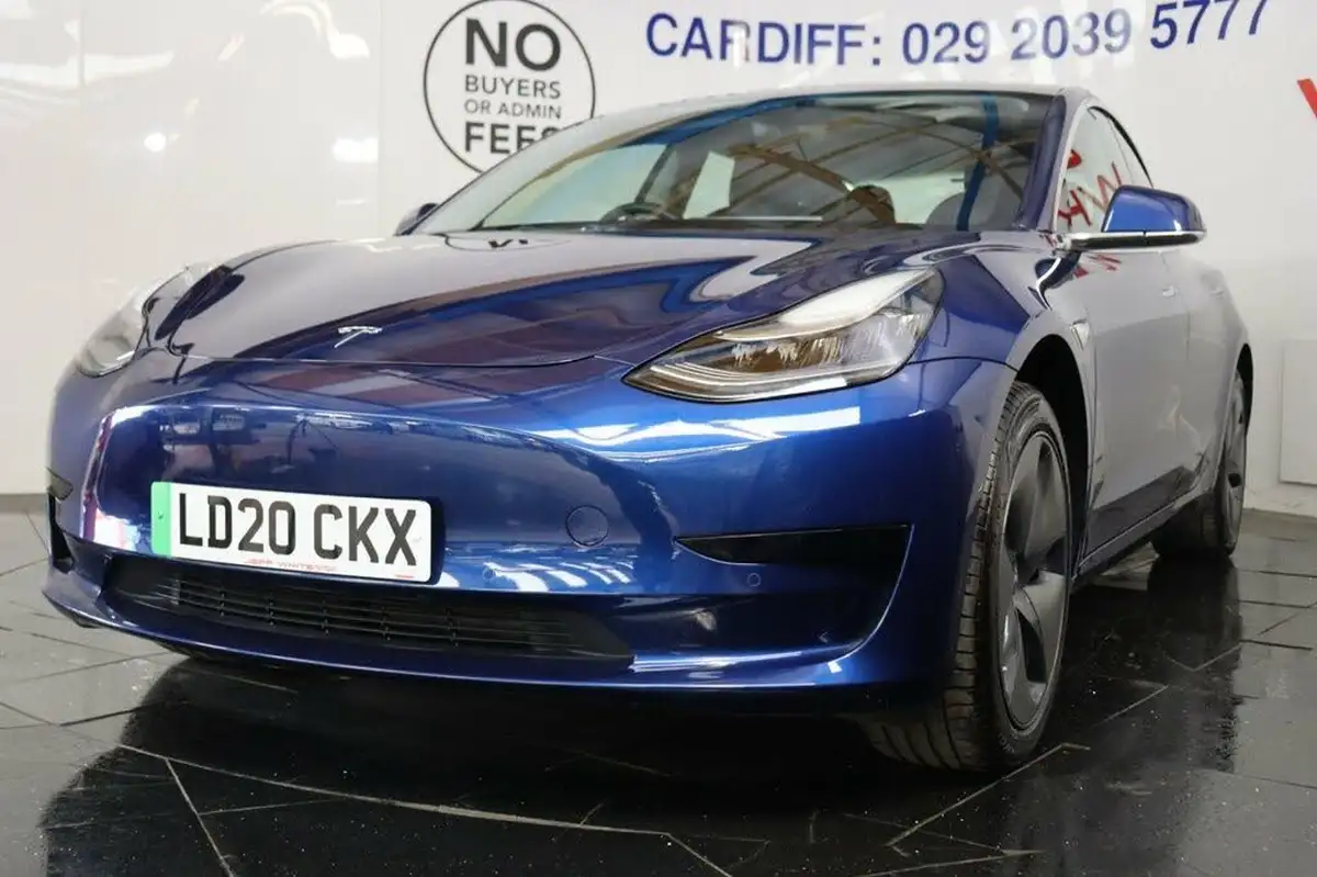 2020-tesla-model-3-e-standard-plus-big-12