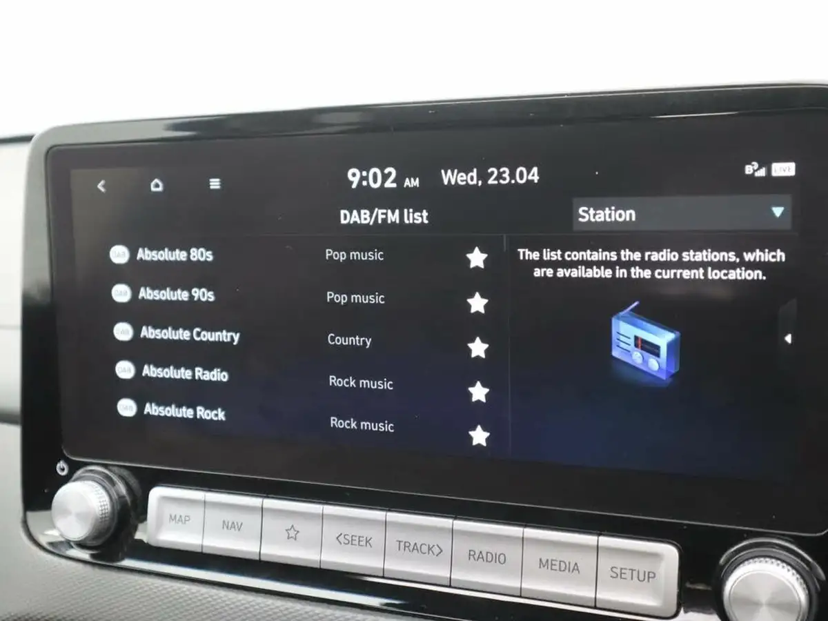 2022-hyundai-kona-e-ultimate-big-16