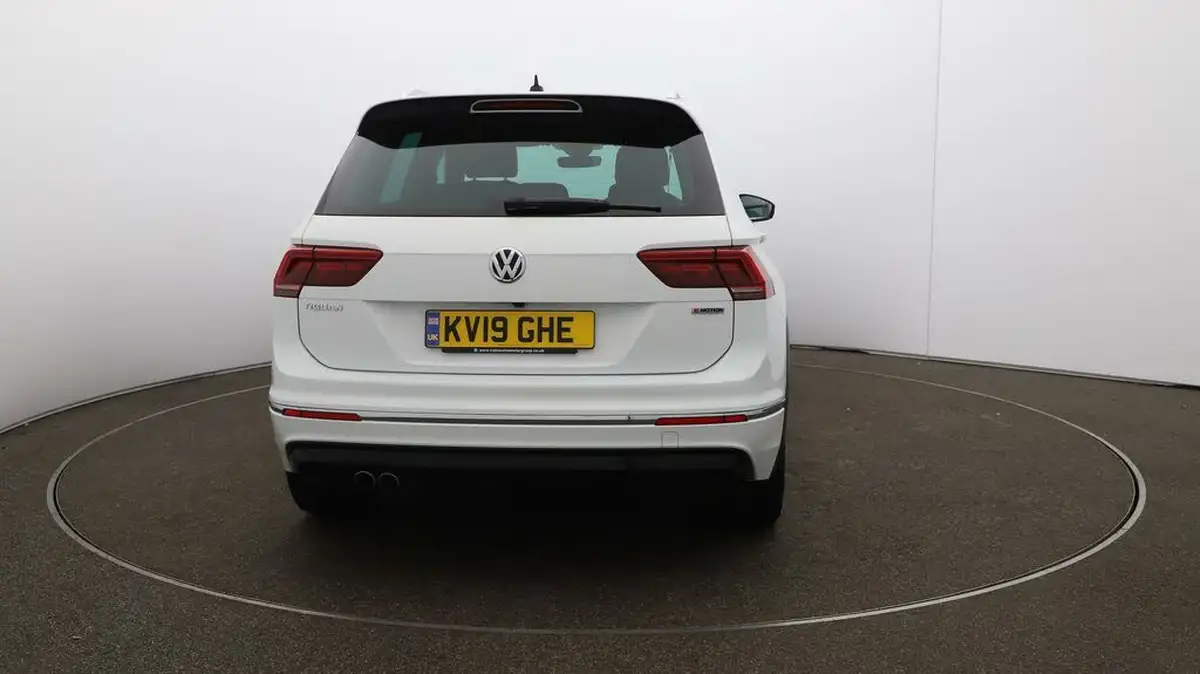 2019-volkswagen-tiguan-20tdi-r-line-tech-150ps-4motion-big-6