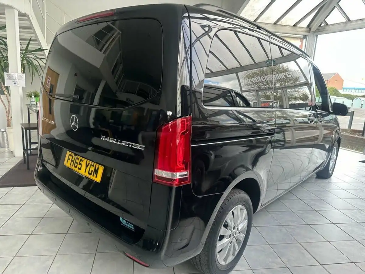 2015-mercedes-benz-vito-21cdi-tourer-select-114-bluetec-compact-big-38