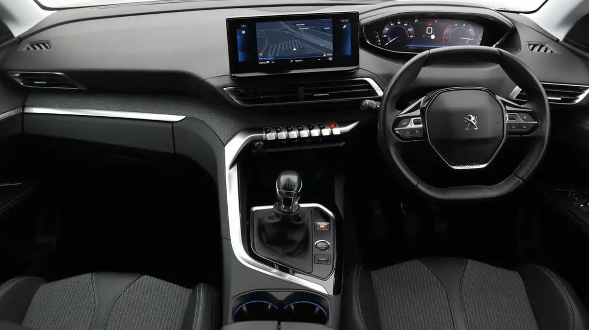 2021-peugeot-5008-suv-15-bluehdi-allure-premium-big-12