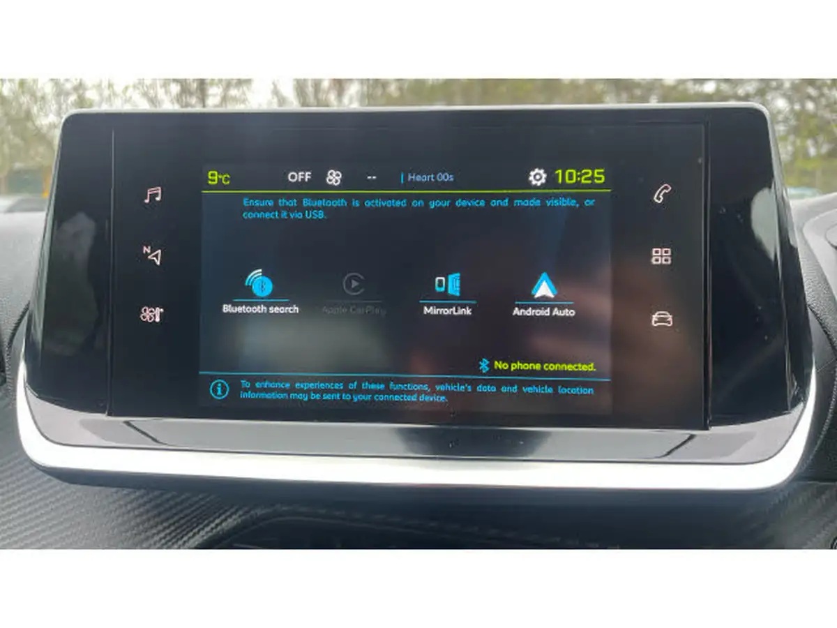 2022-peugeot-208-e-allure-premium-big-11