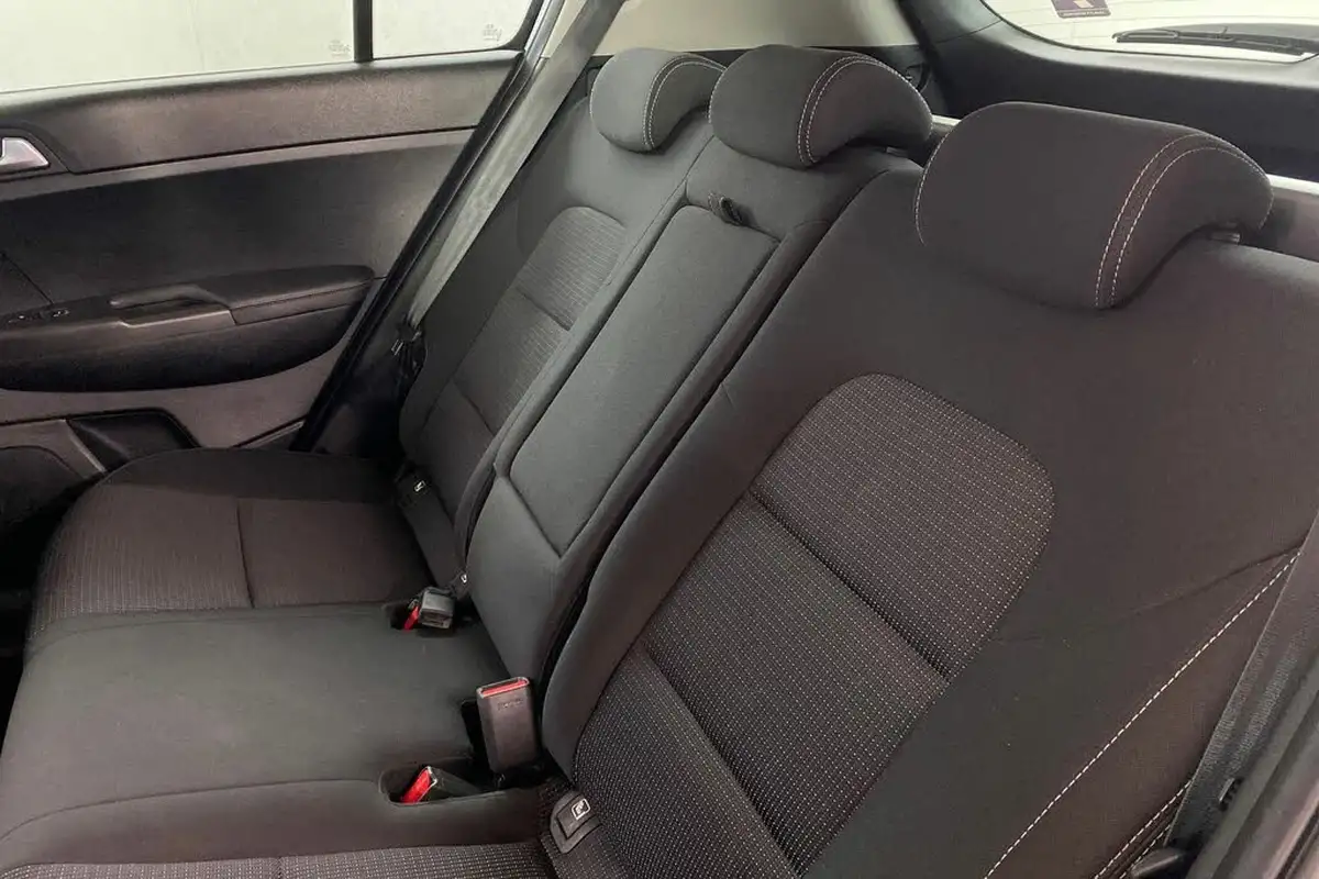 2022-kia-sportage-16-gdi-2-big-12