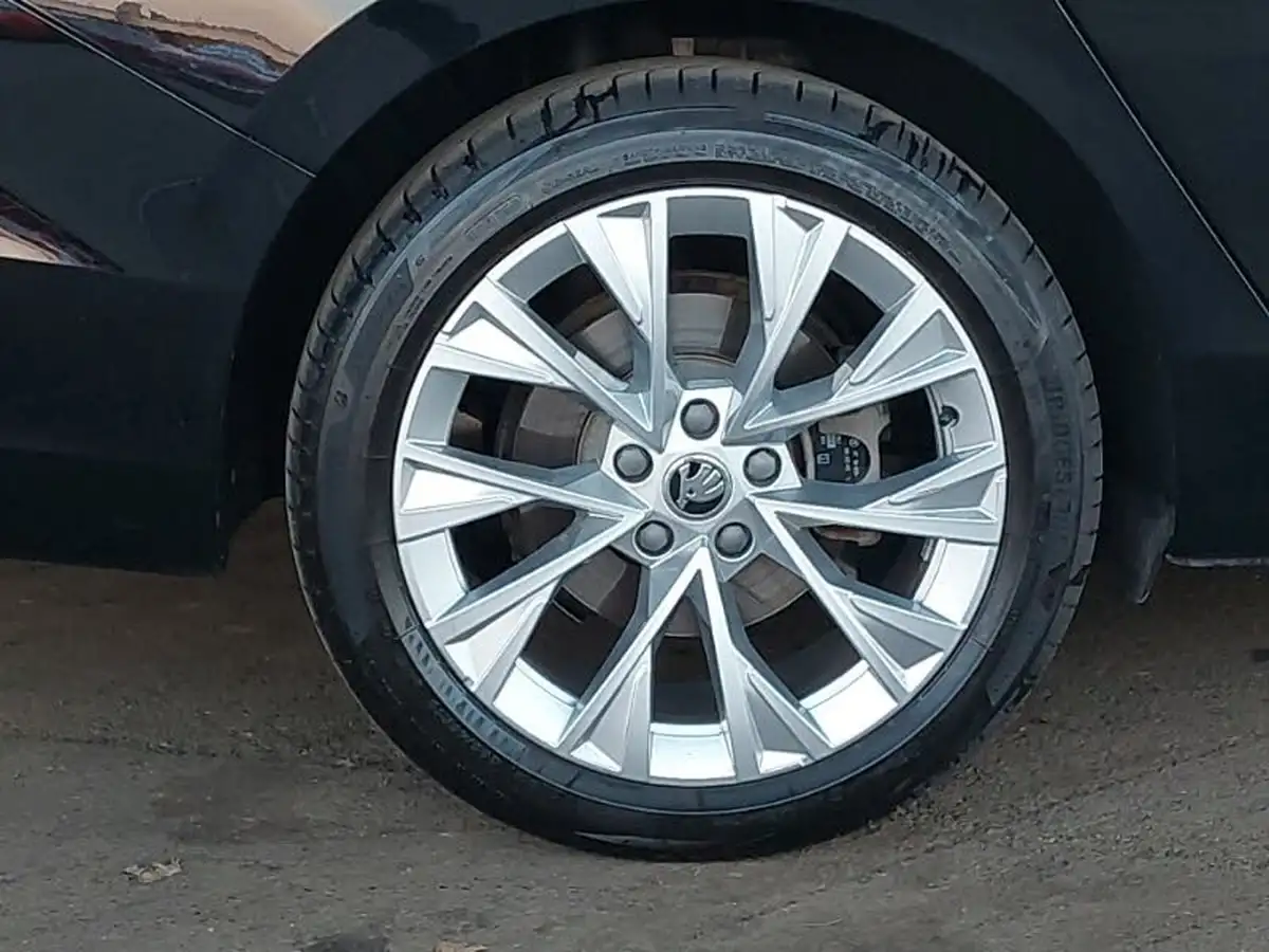 2024-skoda-superb-20tdi-se-l-150ps-scr-estate-dsg-big-11