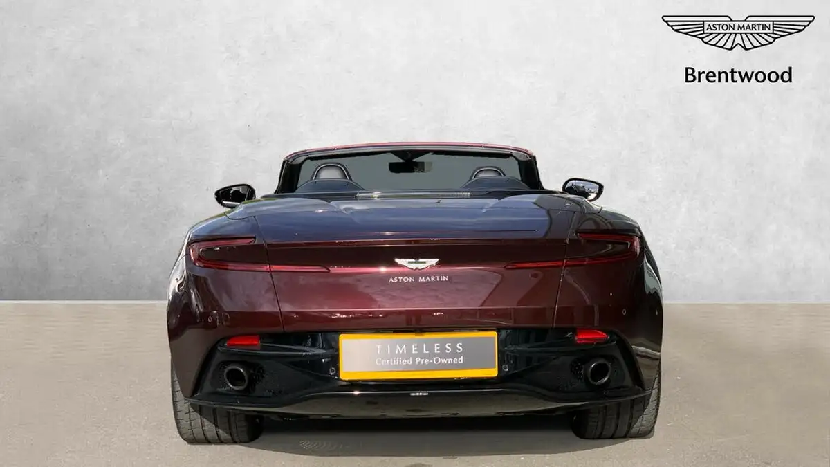 2019-aston-martin-db11-40-v8-big-12