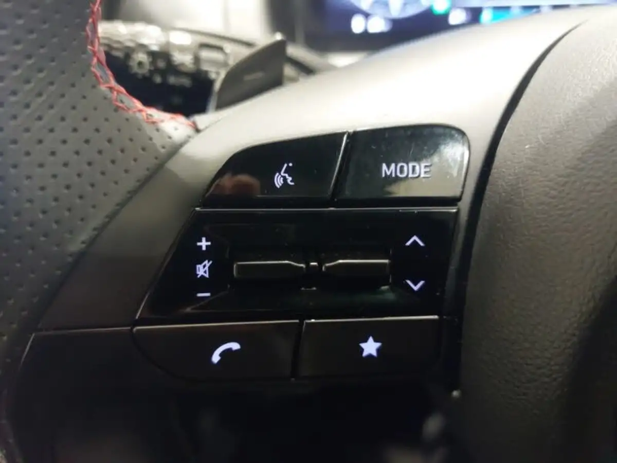 2024-hyundai-tucson-16-t-gdi-n-line-230ps-hybrid-auto-big-16