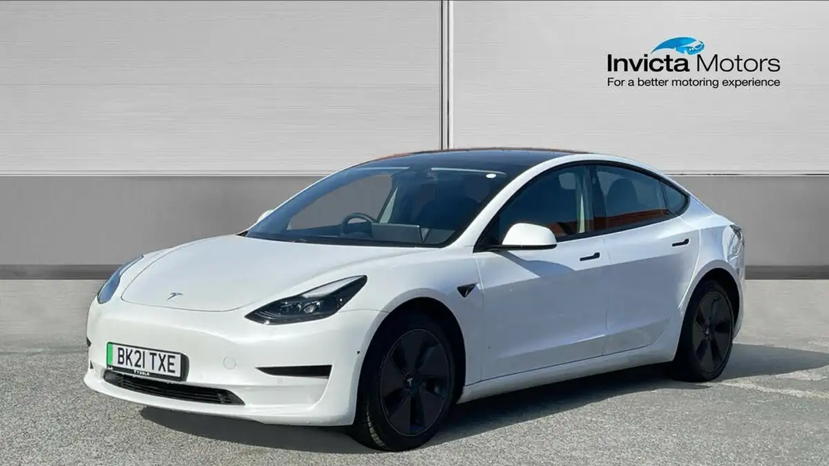 2021-tesla-model-3-e-standard-plus-big-6