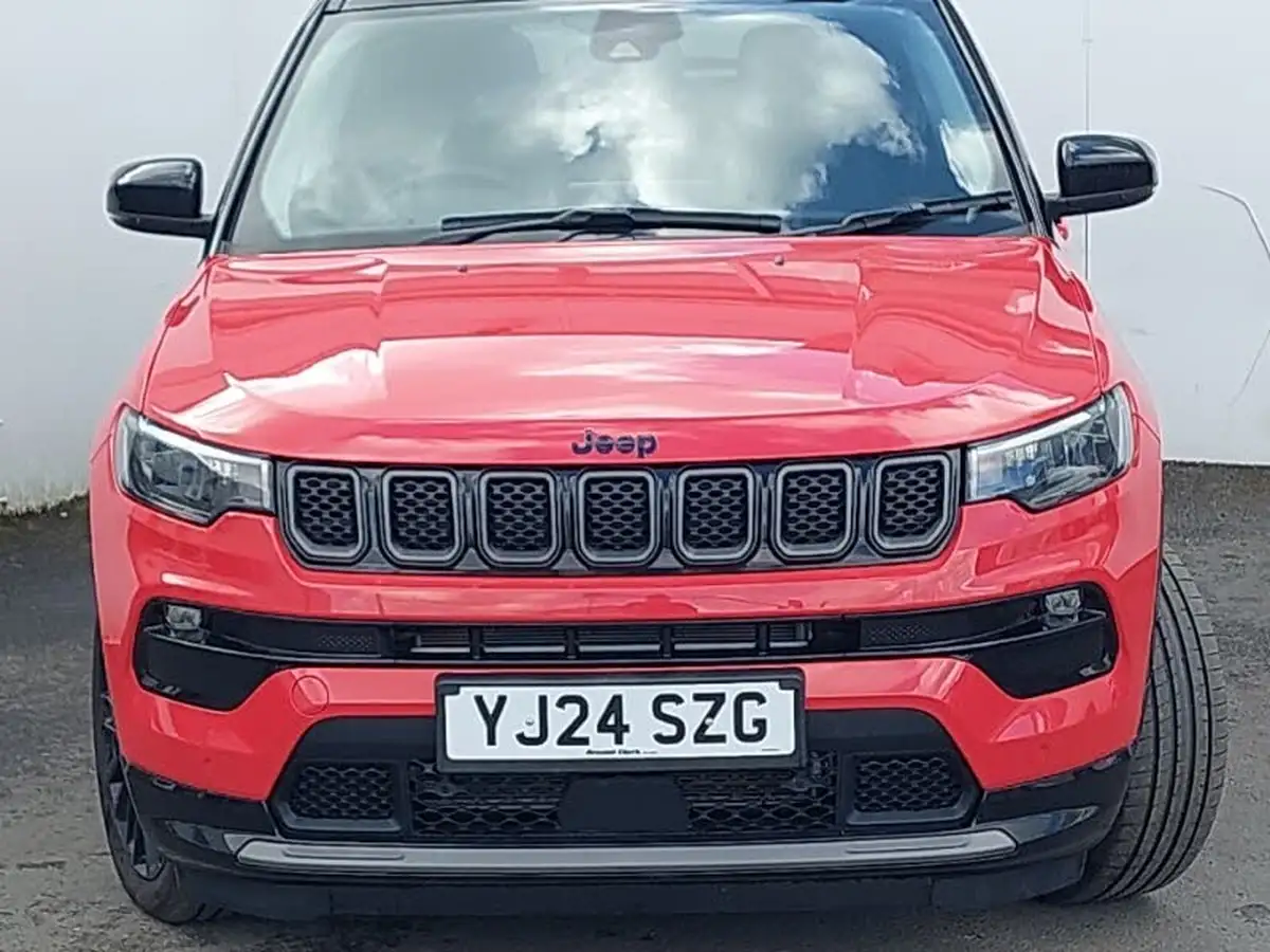 2024-jeep-compass-13-gse-s-big-12