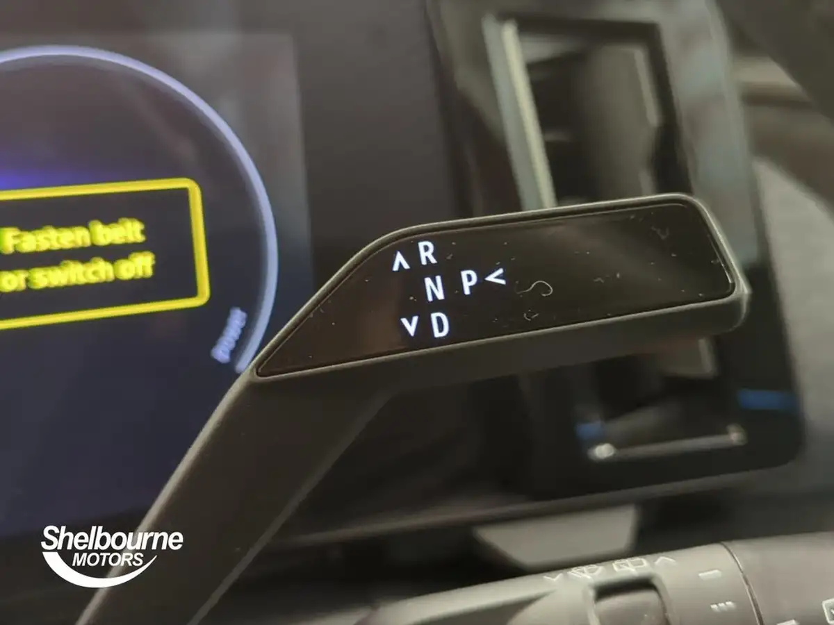 2023-renault-megane-e-tech-e-techno-big-26