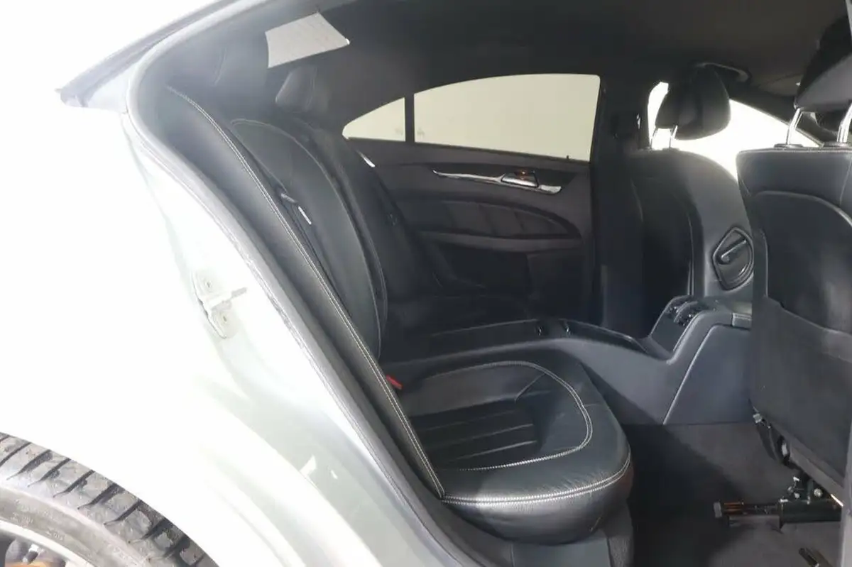 2015-mercedes-benz-cls-class-21td-cls220-amg-line-ss-coupe-4d-big-43