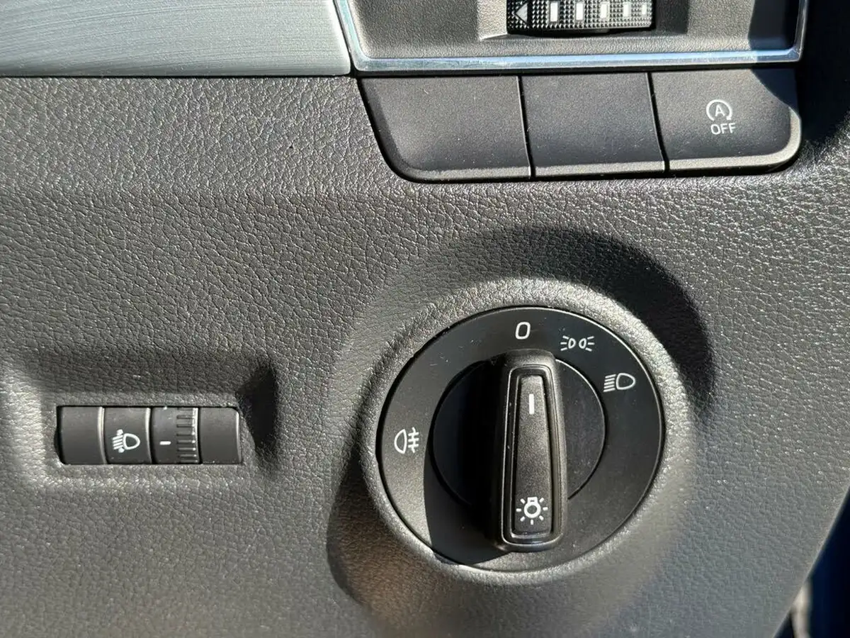 2017-skoda-fabia-10-tsi-colour-edition-big-29
