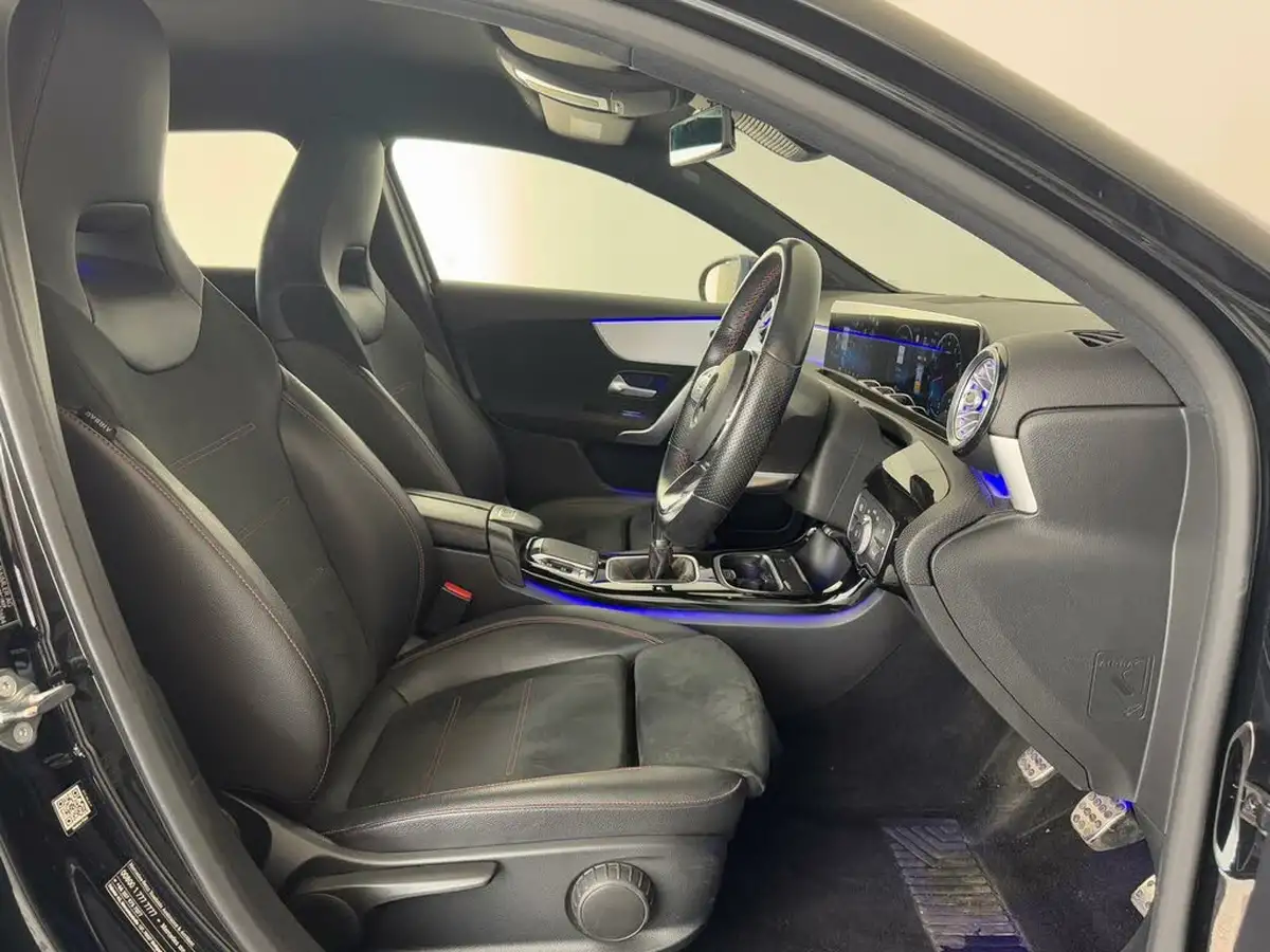 2020-mercedes-benz-a-class-13-a200-amg-line-premium-hatchback-5d-big-20
