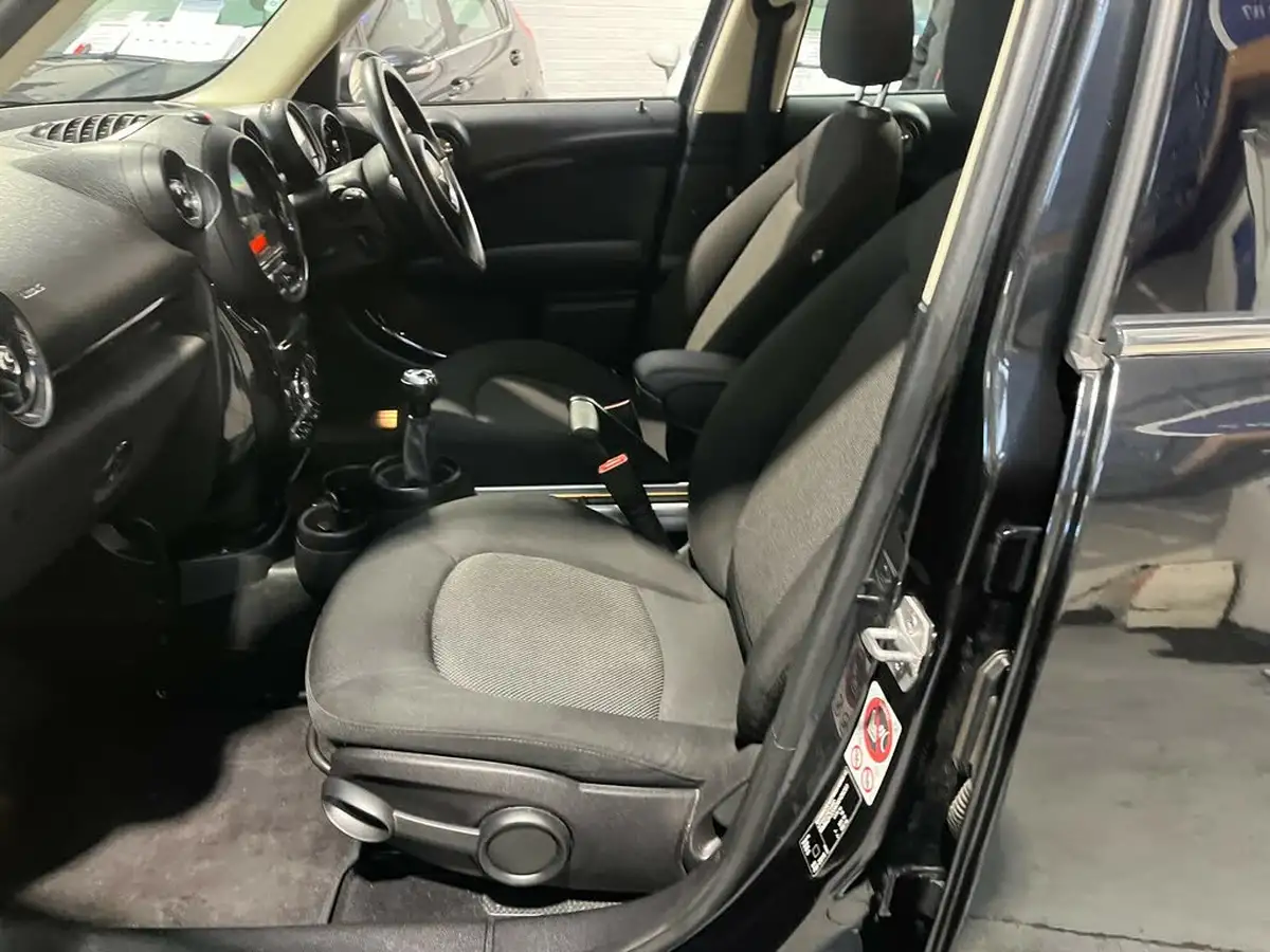 2015-mini-countryman-16-one-big-17