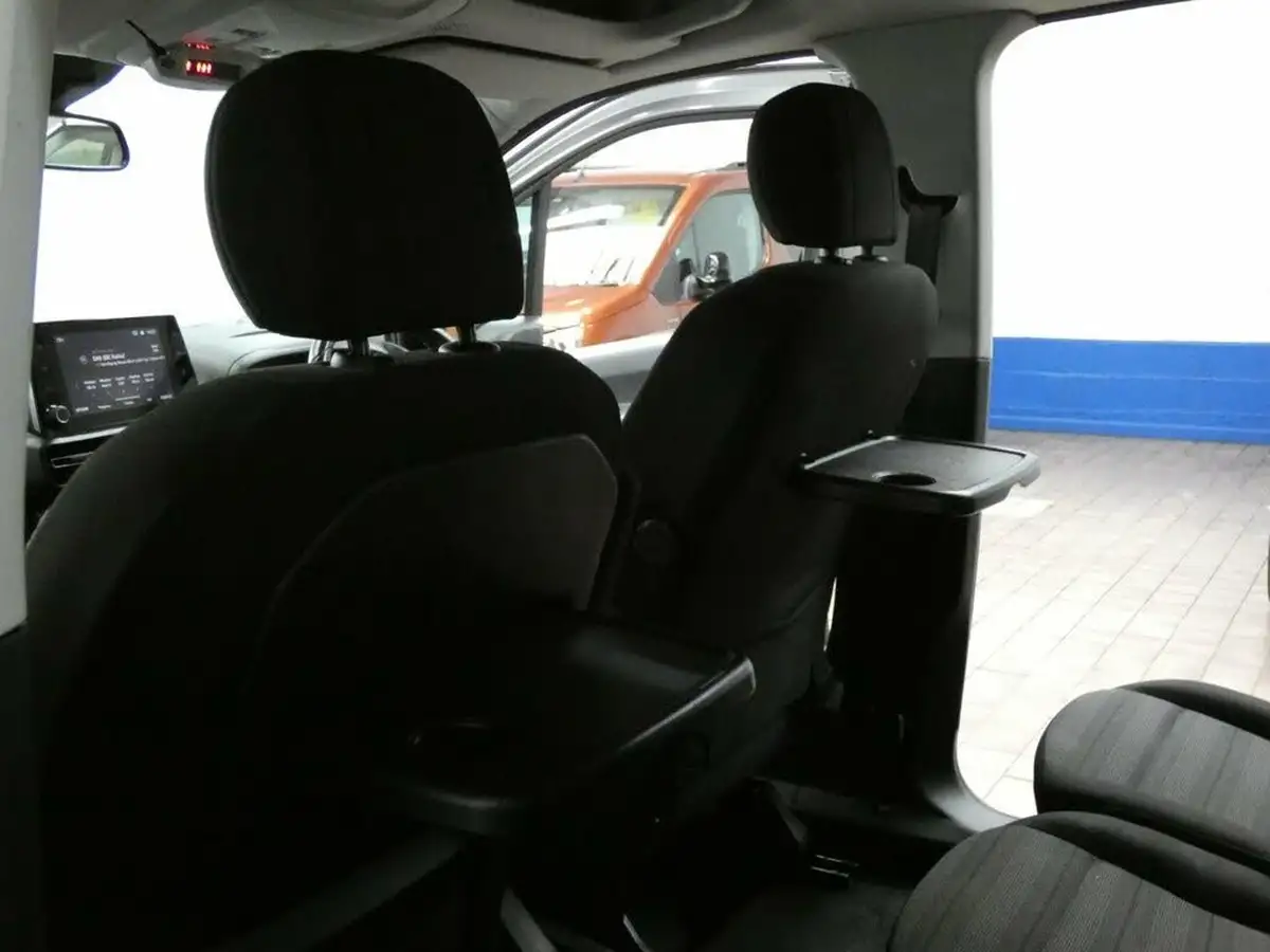 2021-vauxhall-combo-life-12i-elite-xl-big-21