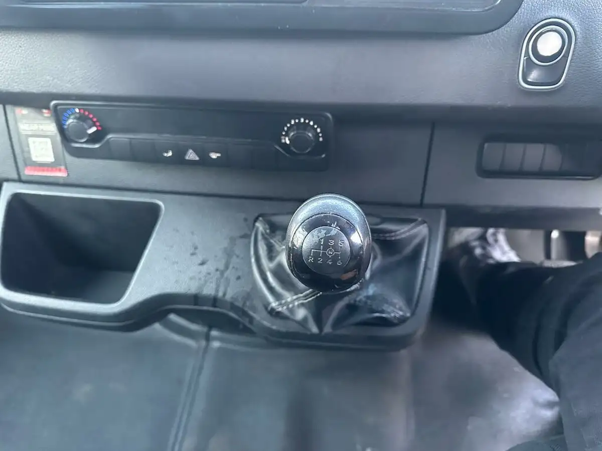 2018-mercedes-benz-sprinter-21cdi-311-l2h1-panel-van-rwd-eco-gear-360-big-5