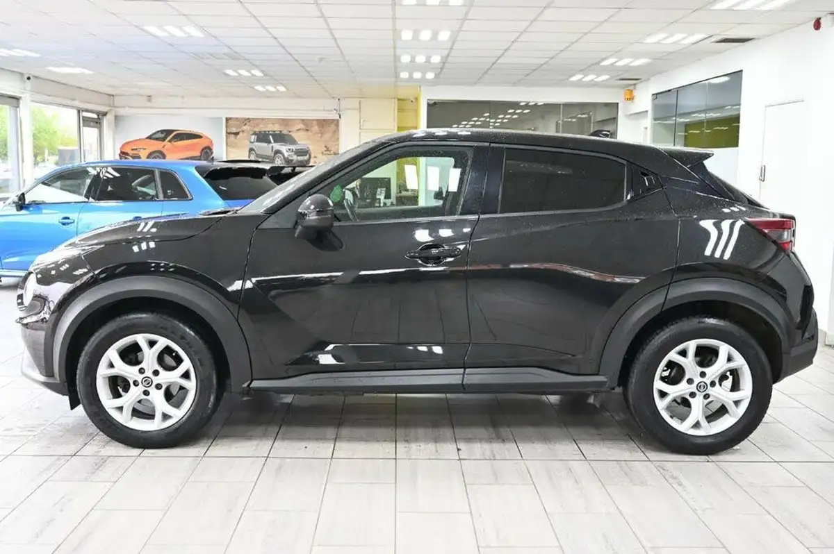 2021-nissan-juke-10-dig-t-n-connecta-big-3